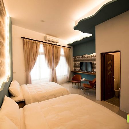 Hotel Cube Taitung Exterior photo